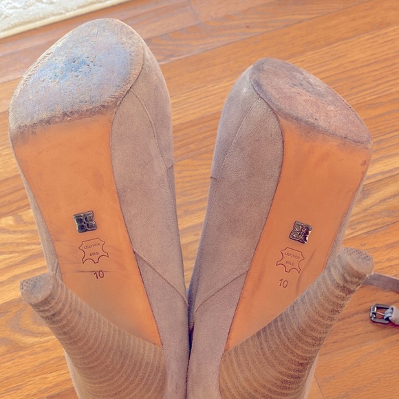 BcbgMaxazria platform suede booties in size 10 - Picture 6 of 6